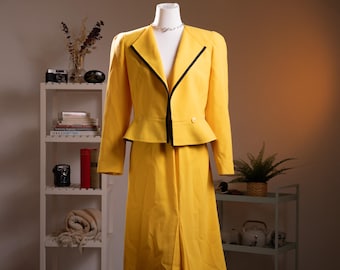 Archival Louis Feraud Paris Skirt Suit 80s Power Suit Canary Yellow Black Graphic NOS Deadstock West Germany Size XS S