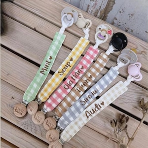 Personalized Embroidered Pacifier Clip: Linen, Wood & Metal Pacifier Holder for Baby