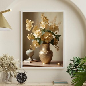 Jarrón dorado con flores de color amarillo dorado: arreglo floral con impresión artística digital, arte mural lujoso, arte imprimible, elegante cuadro mural dorado.