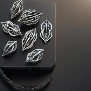 Leaf Shaped Metal Dice Set for DnD – Hollow RPG Dice for Tabletop Games, Unique Fantasy Dice Gift for Dungeon Master or Player