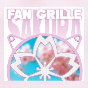 Könnte beinhalten: Ein rosa-weißes Grafikdesign mit dem Text "FAN GRILLE SAKURA". Das Design zeigt eine stilisierte Kirschblütenblüte mit einem verschwommenen blau-rosa Hintergrund, vor einem rosa Gitter.