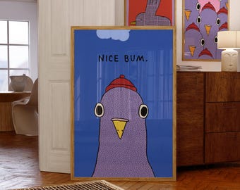 Lustiges Tauben 'Nice Bum' Poster: Lustiges Retro Badezimmer Wandbild