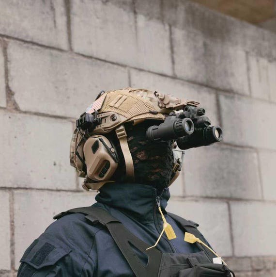 タクティカルヘルメット＋ヘッドセット＆無線機付き フルタクティカルヘルメットセット、コスプレ用アーマーギア、エア