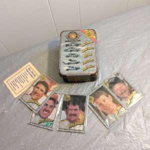 1995 Karty kolekcjonerskie z tłoczonym metalem do marketingu sportowego, Winston Cup Champions 25. rocznica