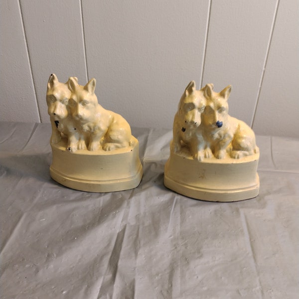 Vintage Cast Metal Scottie Dog Bookends, Scottish Terrier Bookends