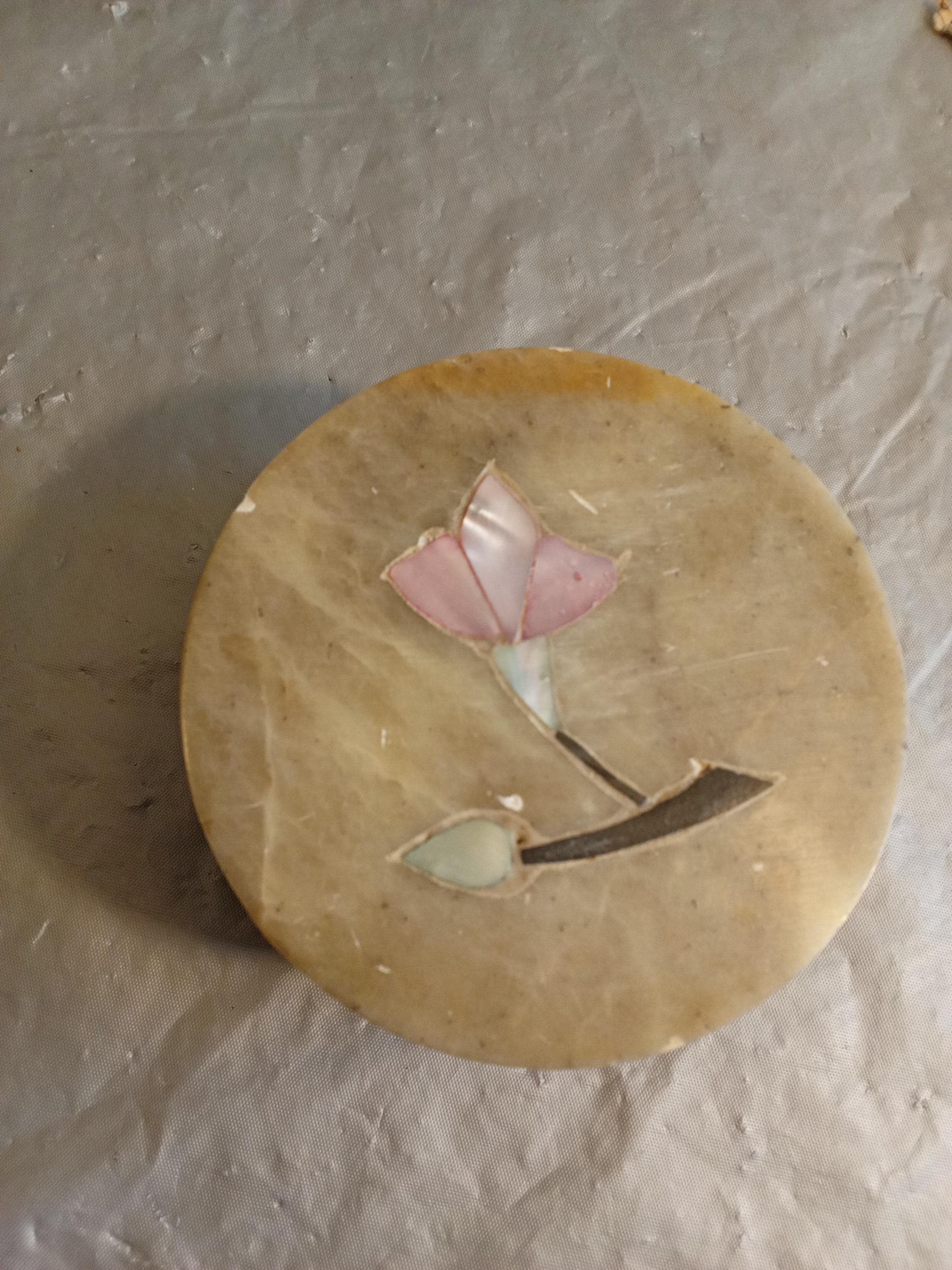 ヴィンテージの象嵌細工の石の小物入れ - Etsy 日本