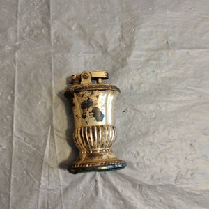 Vintage Ronson Mayfair Lighter, Table Lighter