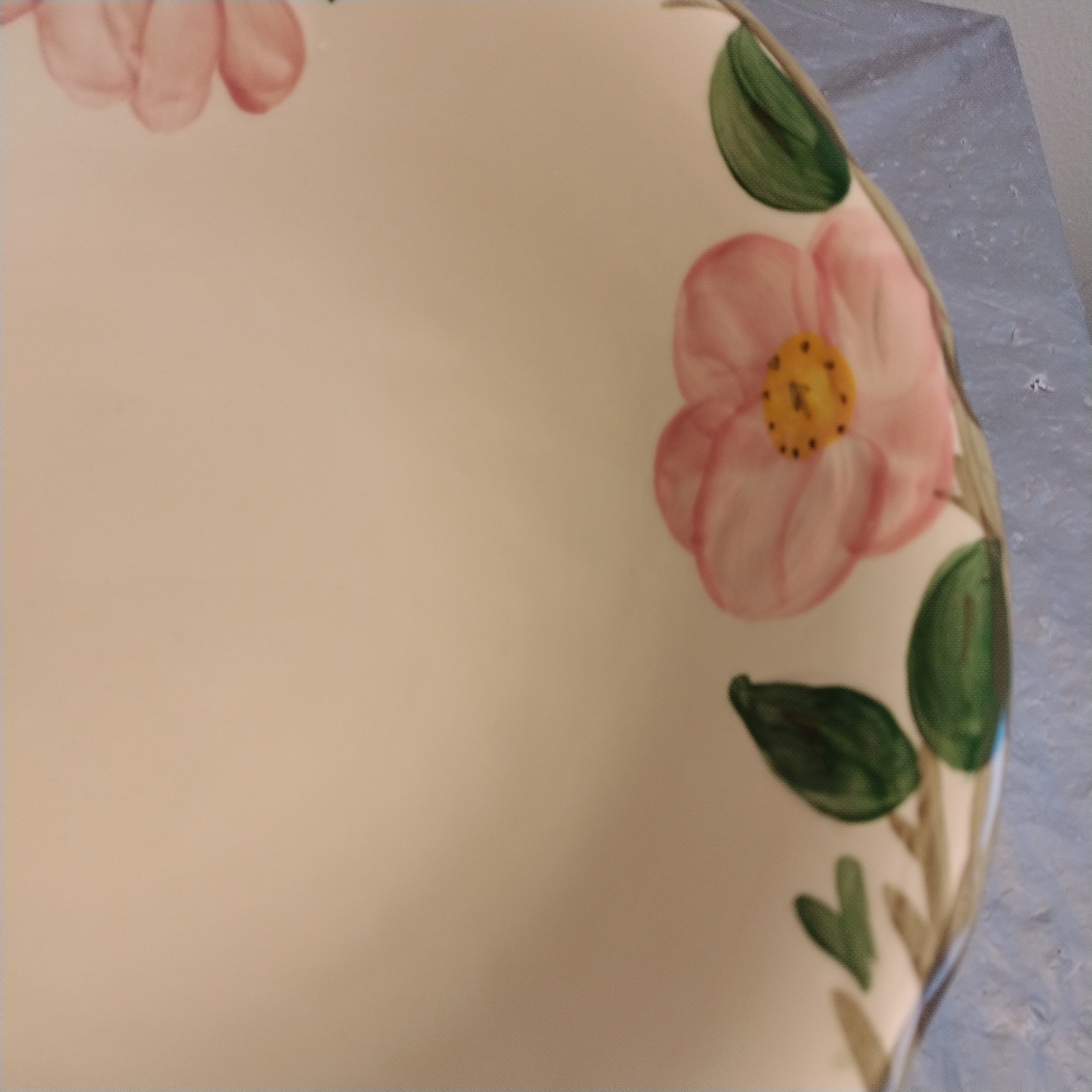 デザートローズ フランシスカン イングランド 野菜ボウル、サービング