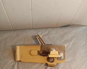 Vintage Swing A Way Can Opener, Read Description, Hand Crank Can Opener