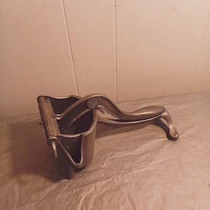 Vintage Aluminum Wear-Ever Juicer, Hand Juicer