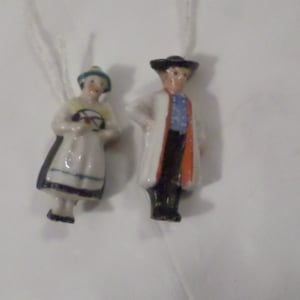 2 Vintage Hand Painted Porcelain Figural Pins Brooch