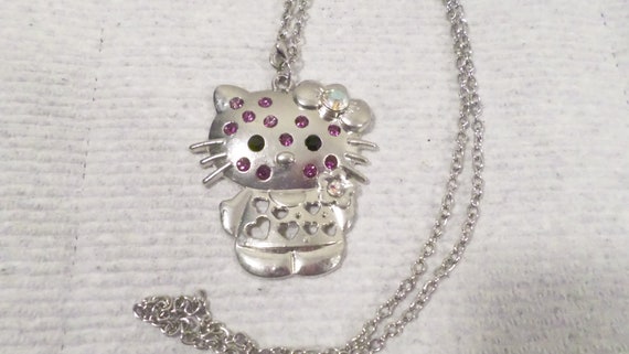 Amazon.com: Hello Kitty Sanrio Girls Pave Pendant Necklace 16