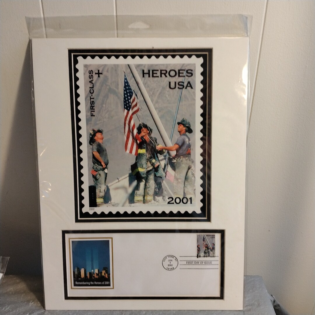 9 11 Heroes Usa 2001 First Class Stamp With Photo First Day Of Issue Il Kw16