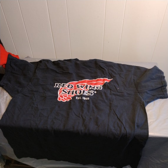 Vintage FOTL Red Wings Shoes T Shirt XXL - image 5