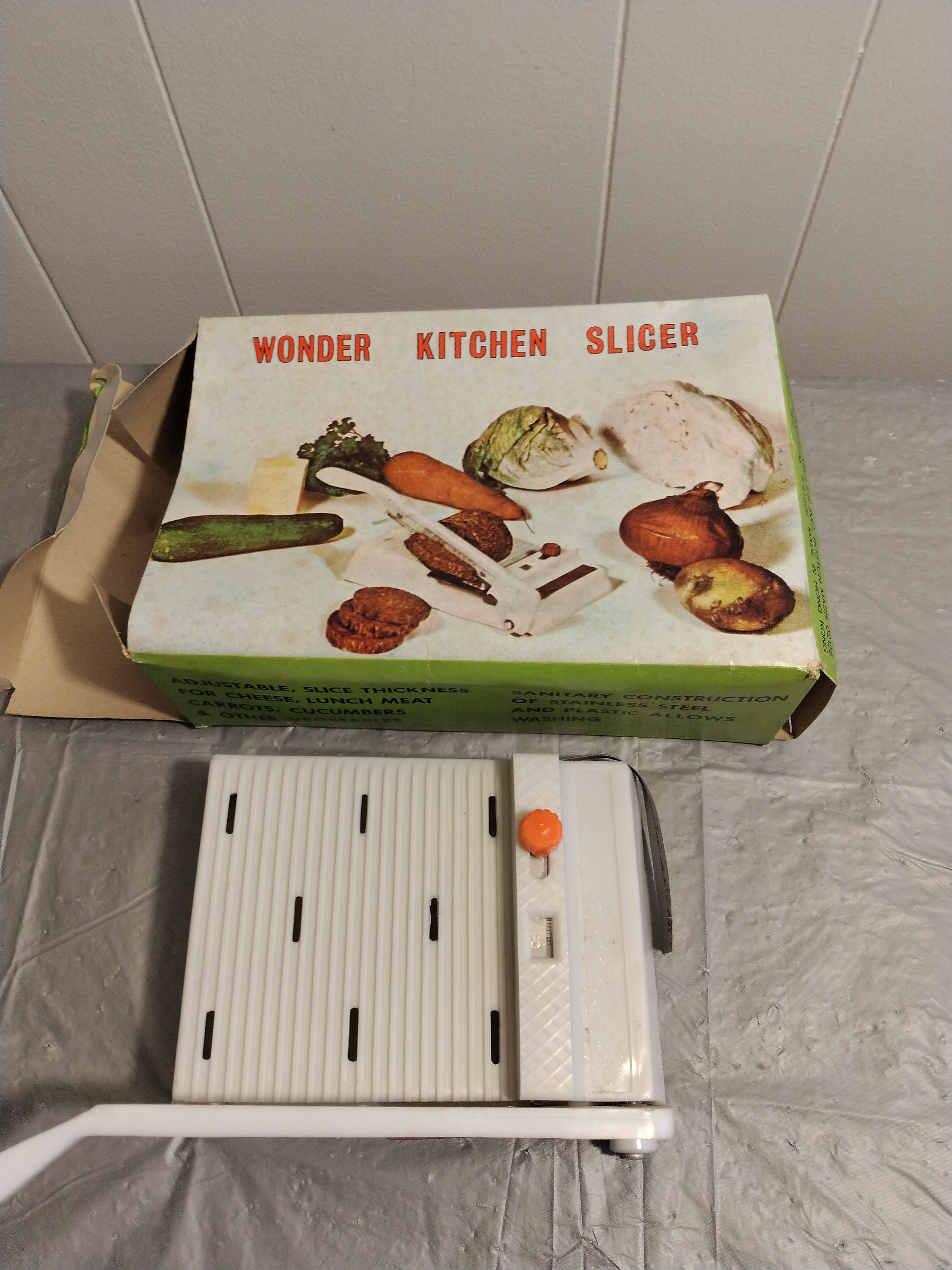 VTG My Kitchen Mini Wonder Multi-Purpose Vegetable Slicer Grater Shredder  Juicer