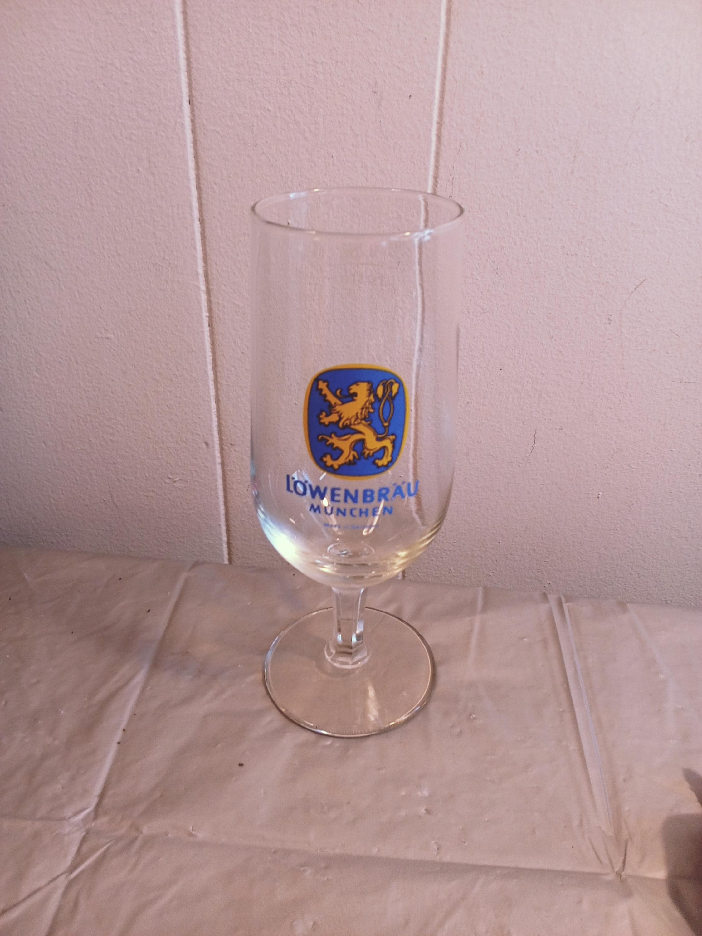 レーベンブロイ ミュンヘン ステム付きビールワイングラス ドイツ製