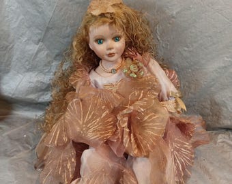 1989 Heritage Mint Loveable Louie Porcelain Clown Doll 16
