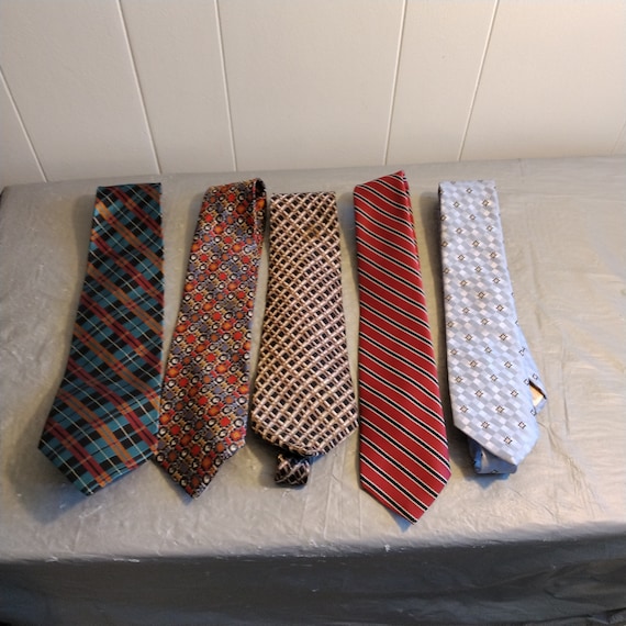 Geoffrey sale beene ties