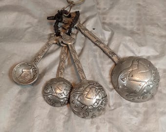 Set of Ganz Measuring Spoons with Birds and Birdhouses