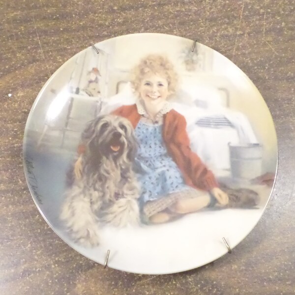 1982 Knowles Annie and Sandy Plate, Collector's Plate