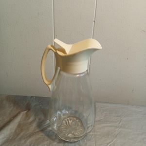 Vintage Glas Sirupkrug, Milchkännchen, Blockhaus-Ahornsirupkrug