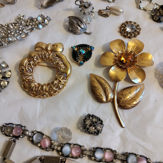 Vintage Jewelry Lot, Jewelry Making Pieces, Brooch - image 8