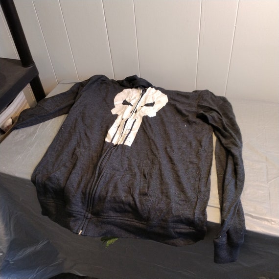 Marvel Punisher Skull Hoodie Small - image 2