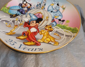 アンティーク　30年前　Walt Disney World プレート　2枚セット アンティーク 30年前 Walt Disney World プレート 2枚セット