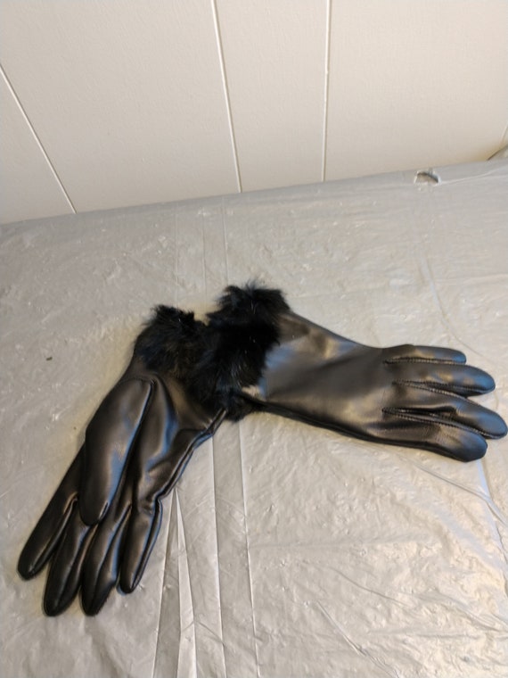 NOS Rabbit Fur Trim Black Gloves Med