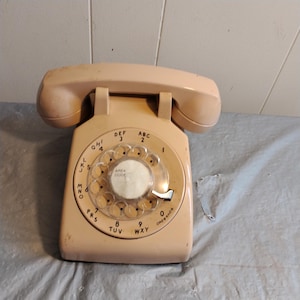 Vintage Bell System Rotary Telephone Landline, Read Description