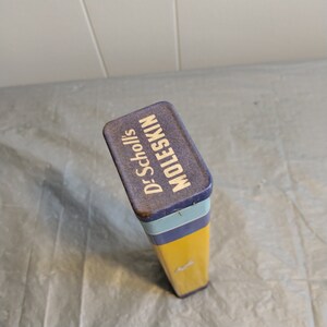 Vintage Dr Scholl's Moleskin Tin, Foot Plaster, Medical Advertising Tin image 8