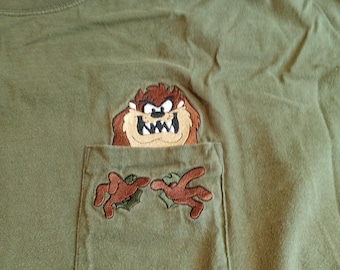 2000 Warner Bros Embroidered Taz T Shirt XXL Tasmanian Devil, Military Green