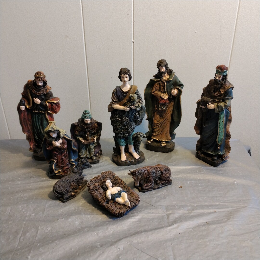 9pc Vintage Resin Nativity Figurines Etsy