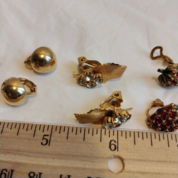 Lot of Clip on Screw Back Vintage Earrings, Rhine… - image 3