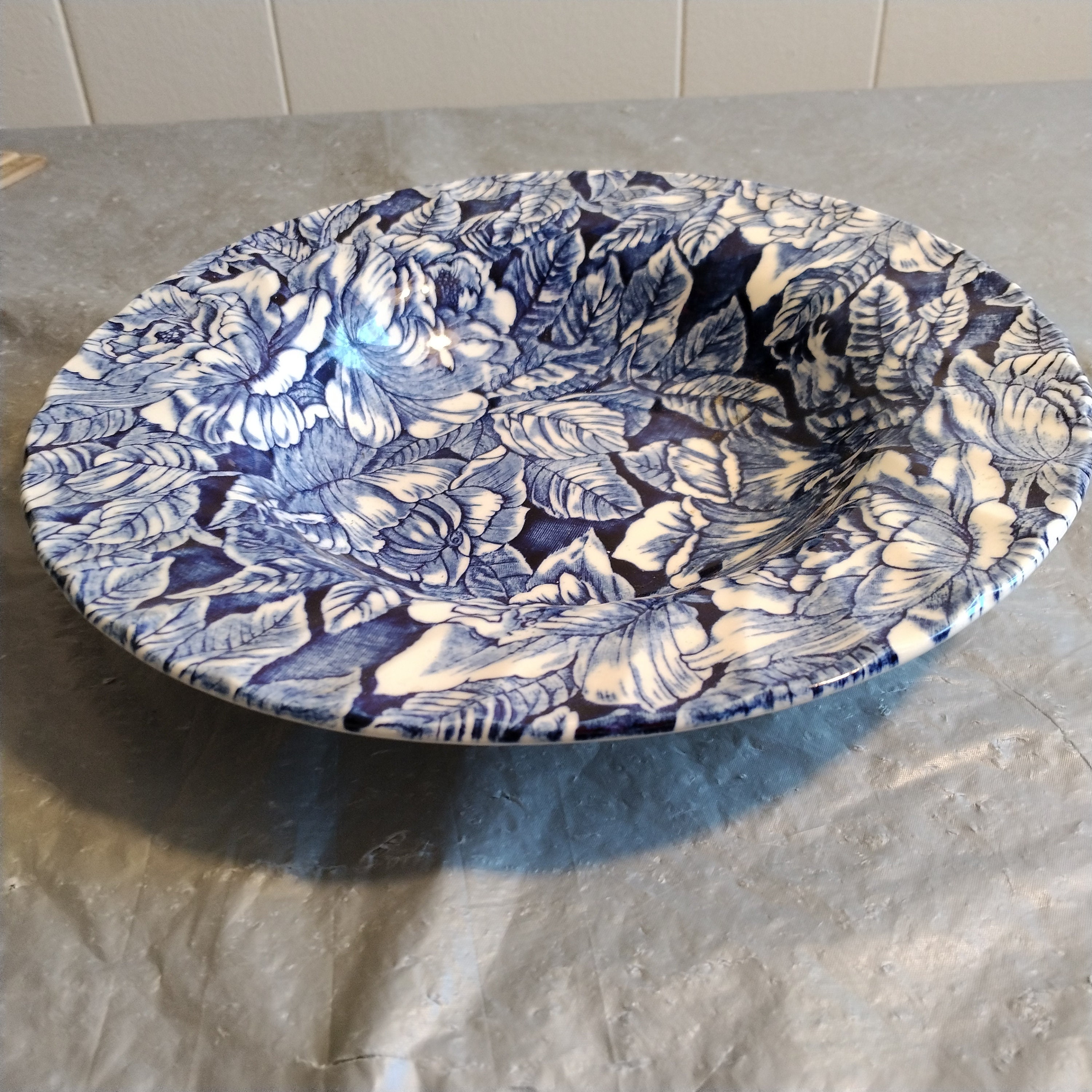 Vintage Churchill Fine English Tableware 8 5/8