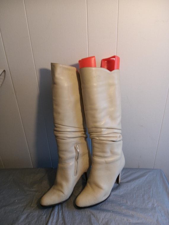 Stivali alti in pelle beige avorio vintage, leggi la descrizione