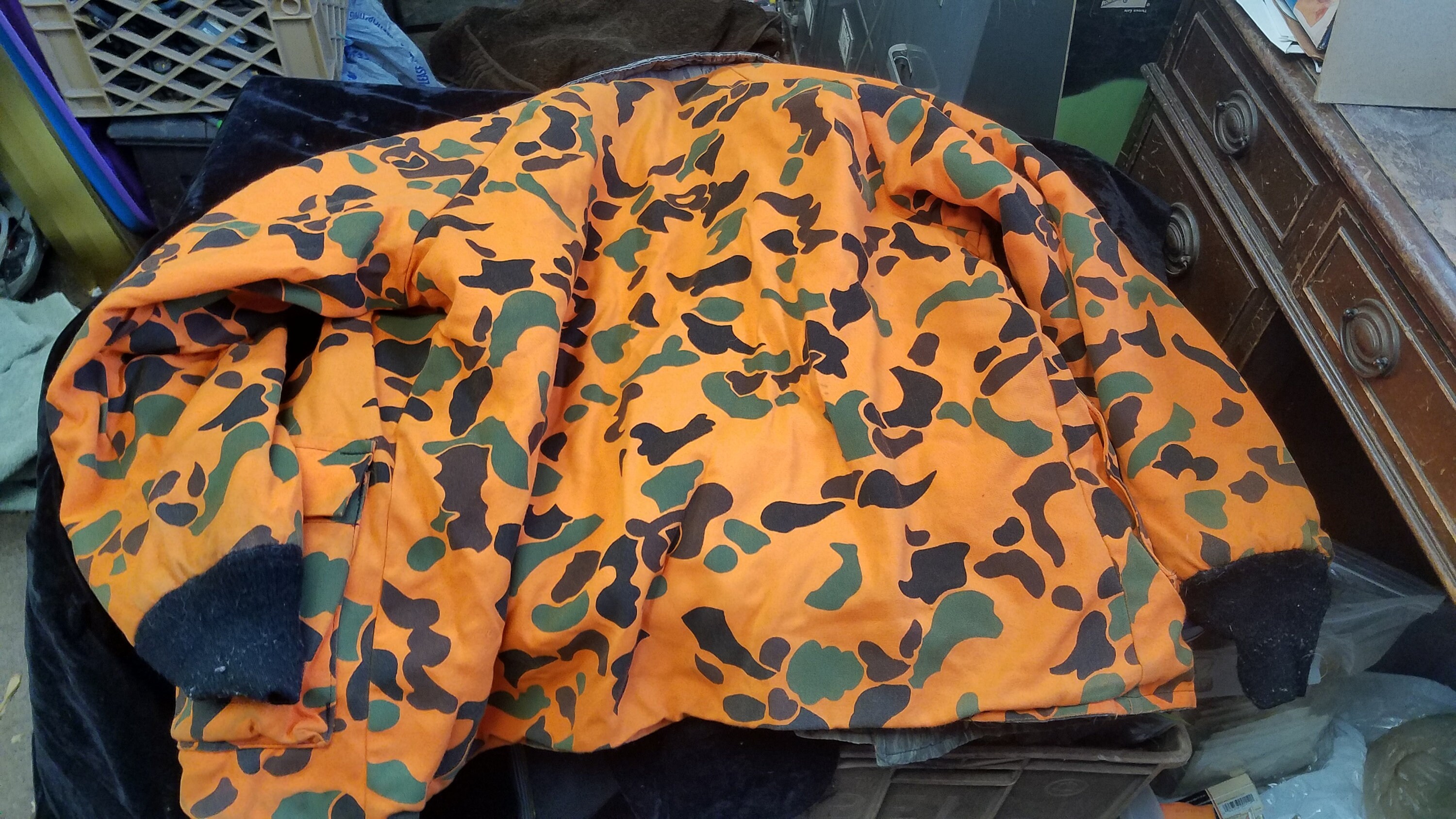 Vintage Johnson Garment Reversable Tree Bark Camo Blaze Orange Jacket Mens Jacket Large