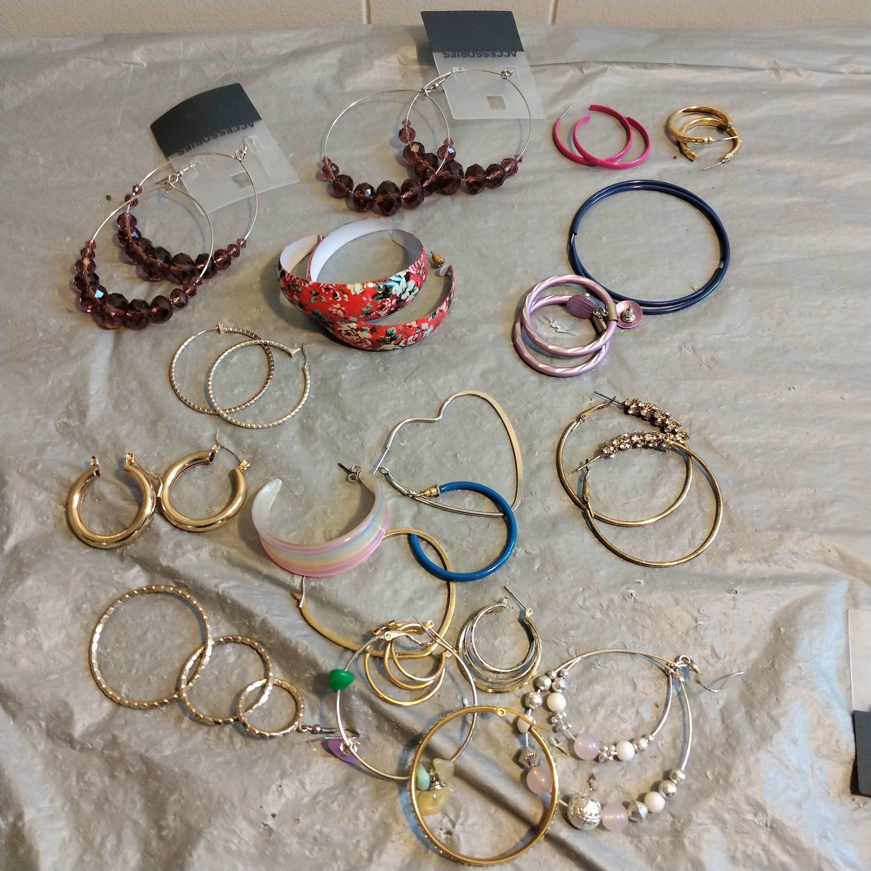 Lot Vintage Hoop Earrings
