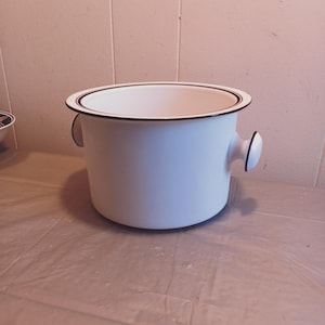 Dansk Bistro Casserole with Round Handles