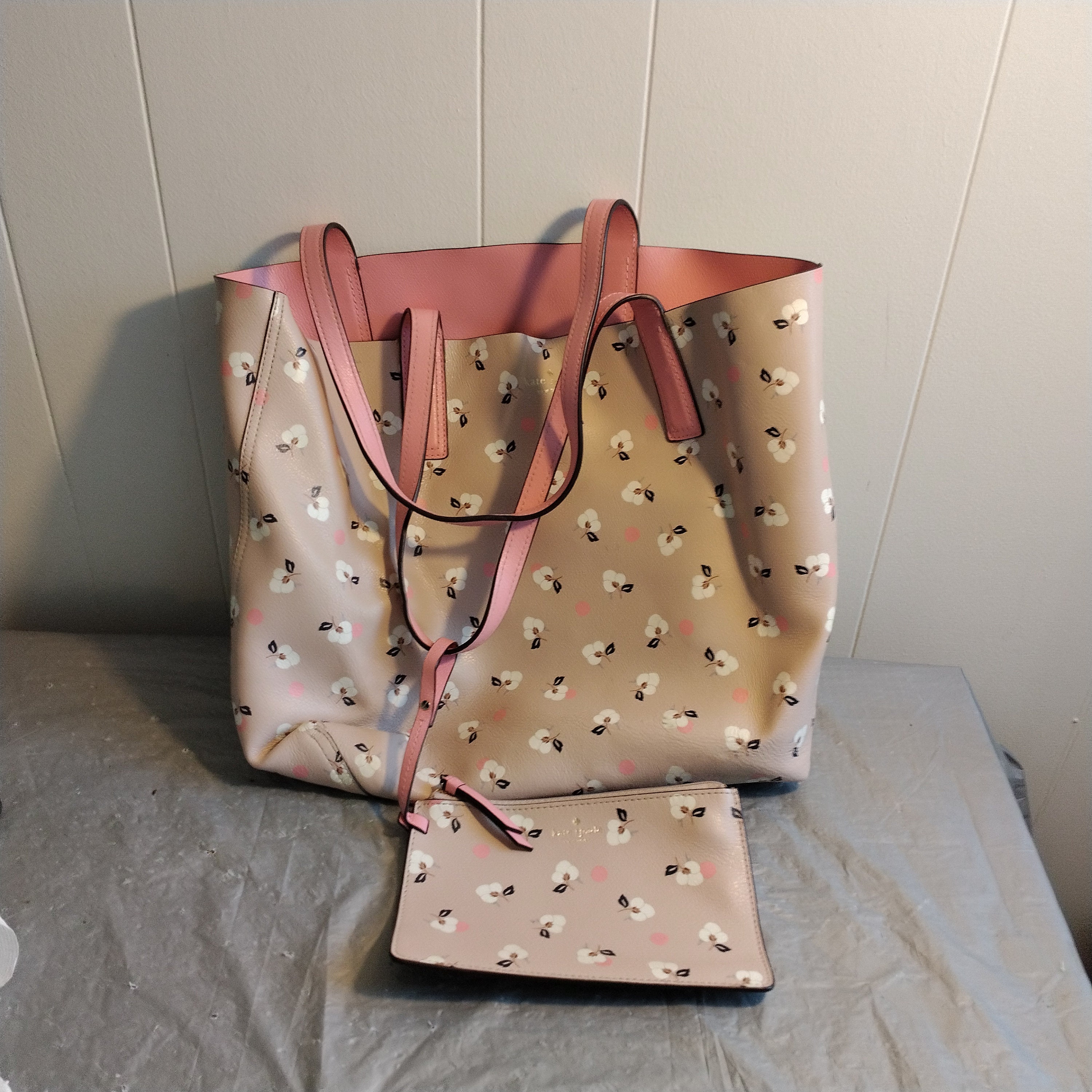 Kate spade shop mya tote