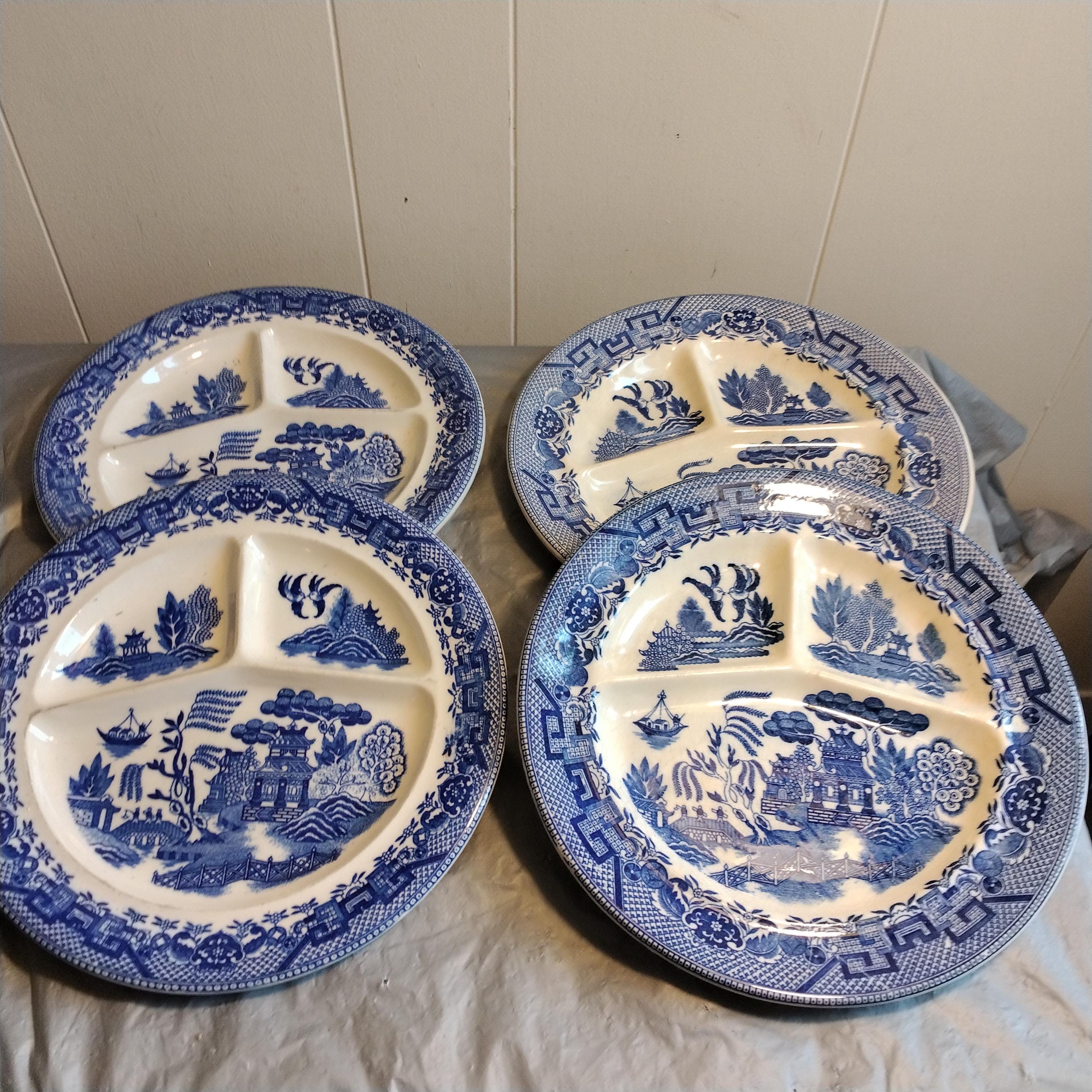 ブルーウィロー　ヴィンテージ　プレート　皿　4点　日本製 10 5/8インチ 日本製ブルーウィロー仕切り皿4個セット、説明を読む