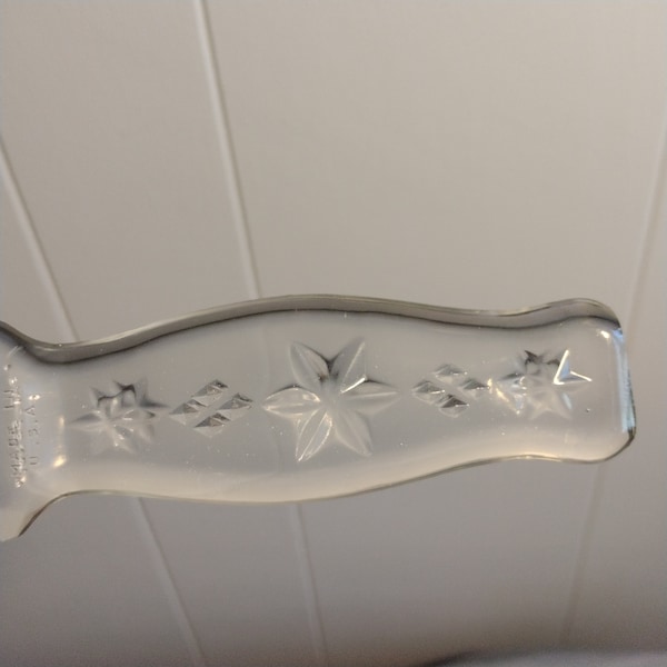 Vintage Clear Glass Fruit Cake Knife Star Design on Handle