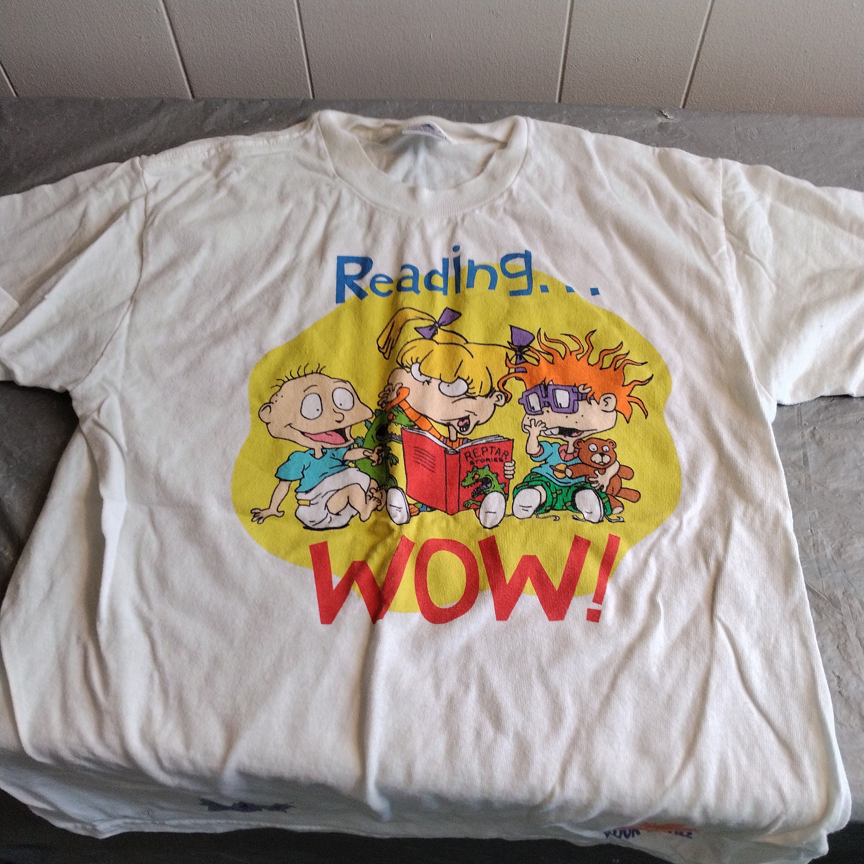  Nickelodeon Camiseta de béisbol de los años 90 para hombre,  camiseta de béisbol de malla de reptar, Tommy, Chuckie y Phil, Blanco :  Ropa, Zapatos y Joyería