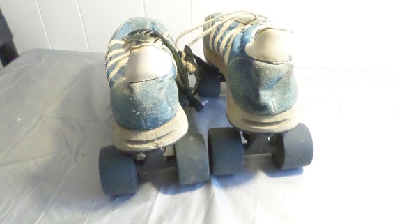 Vintage Sneaker Roller Skates - image 7