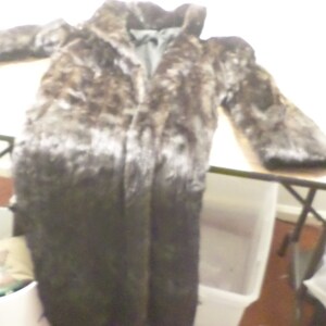 Long Vintage Fur Coat image 2