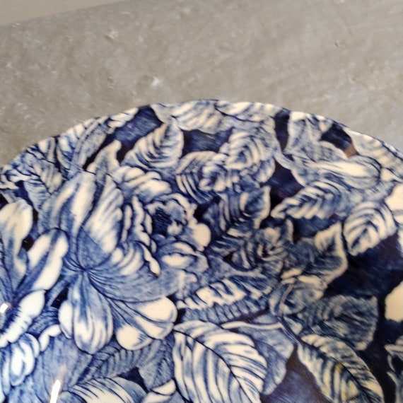 Vintage Churchill Fine English Tableware 8 5/8