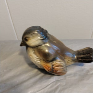 Vintage Goebel Bid Figurine CV72, Goebel West Germany, Bee in V