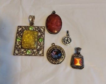 Vintage Necklace Pendant Lot, Lot of Pendants