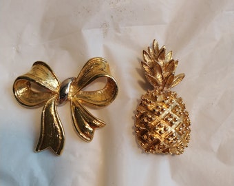 ヴィンテージ メアリーピンブローチ 3個、イニシャル M ネックレス