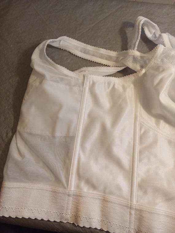 Exquisite Form Style 7565 42DD Form Fitting Front… - image 9